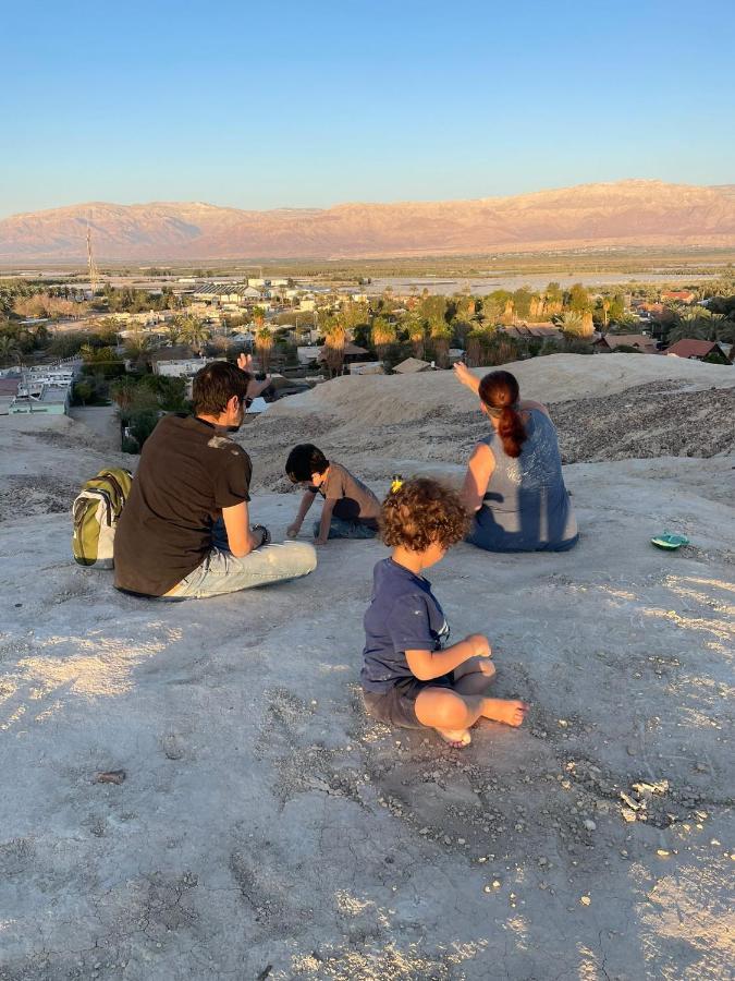 Belfer'S Dead Sea Cabins Neot HaKikar Eksteriør billede