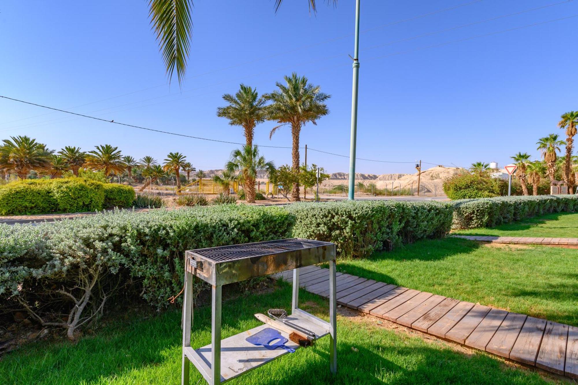 Belfer'S Dead Sea Cabins Neot HaKikar Eksteriør billede